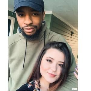 Meet your Posher, Carla